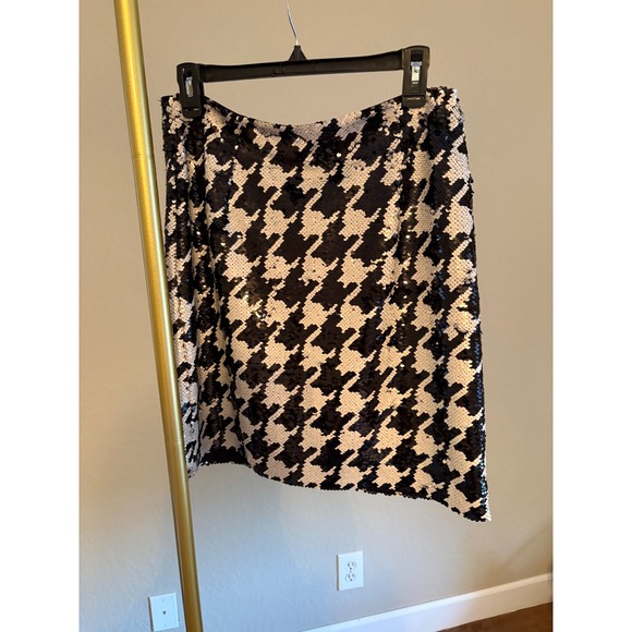 Tyler Boe Dresses & Skirts - Tyler Boe Sequin Skirt NWT Houndstooth Mini Size 8 Party Glam Maximalist